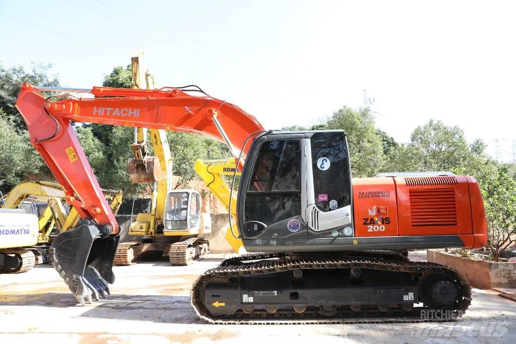 Hitachi ZX 200 LC-6 Kāpurķēžu ekskavatori