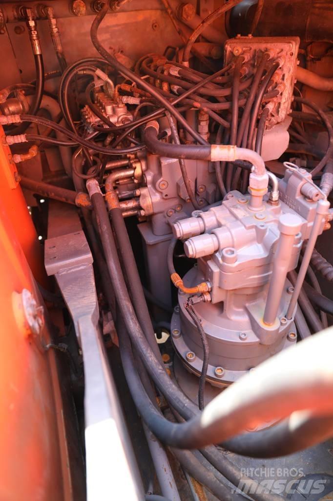 Hitachi ZX 200 LC-6 Kāpurķēžu ekskavatori