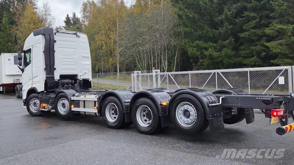 Volvo FH500 10X4 Šasija ar kabīni