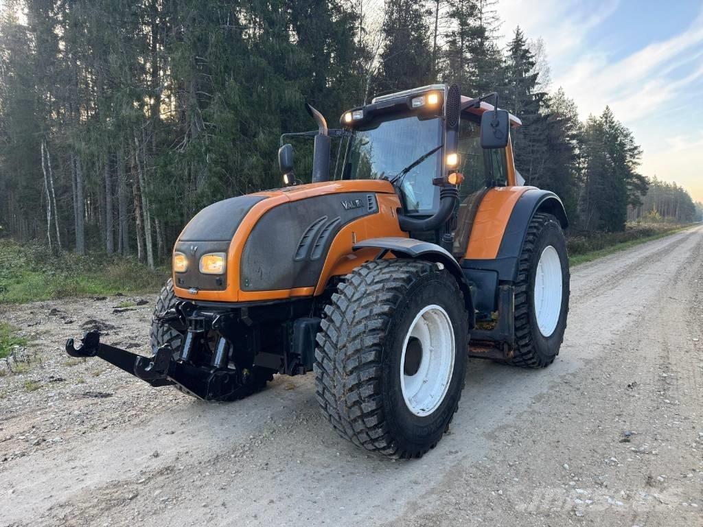 Valtra T 202 Versu Traktori