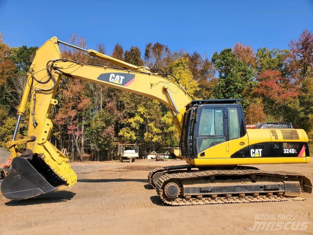 CAT 324D LC Kāpurķēžu ekskavatori
