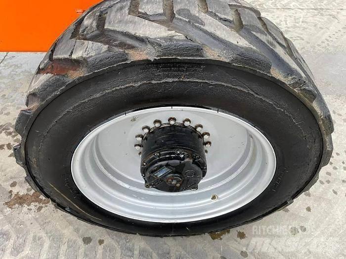 JLG 1250AJP Strēles pacēlāji