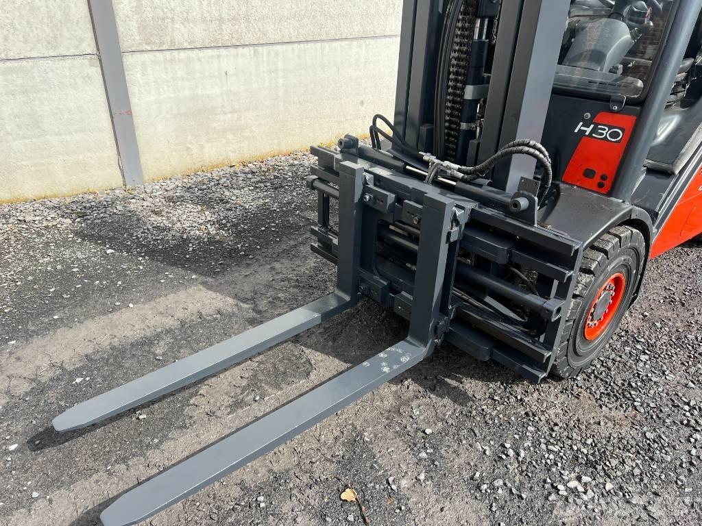 Linde H30D-01 Tehnika ar dīzeļa dzinēju