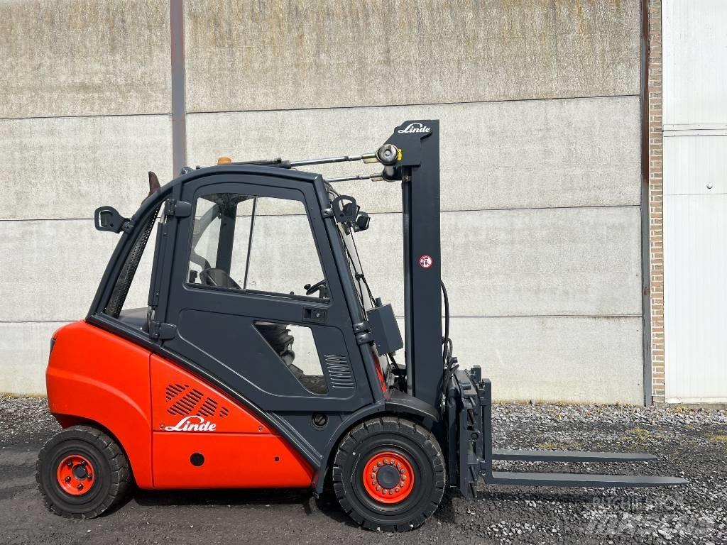 Linde H30D-01 Tehnika ar dīzeļa dzinēju