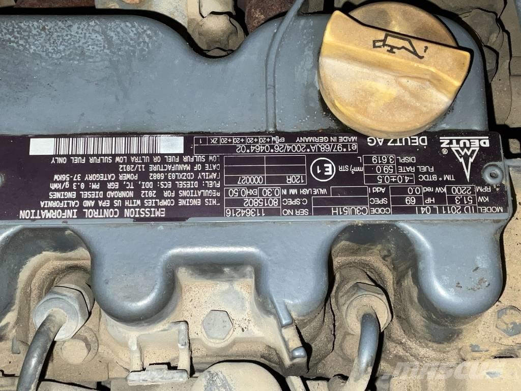 Atlas 65 Iekrāvēji uz riteņiem