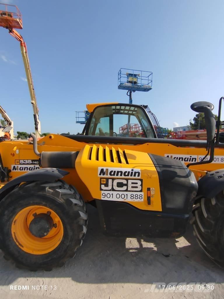 JCB 535 V 140 Teleskopiskie manipulatori
