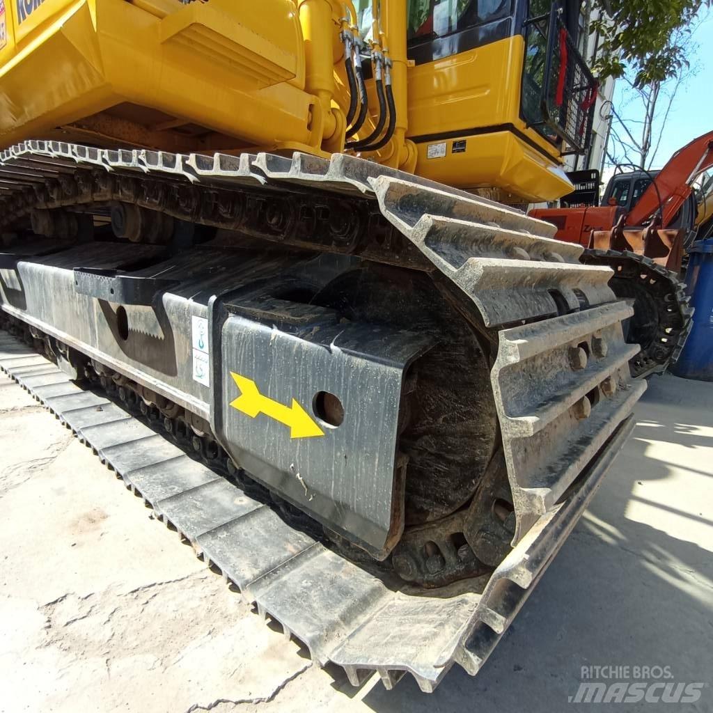Komatsu PC 200-8N1 Kāpurķēžu ekskavatori
