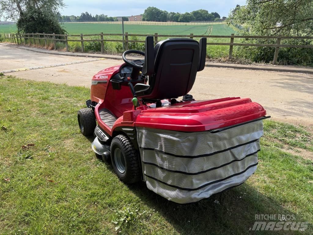 Honda HF 2417 HTE Mauriņa traktors