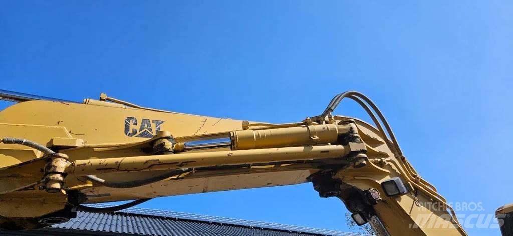 CAT E 70 B Vidēja lieluma ekskavatori 7 t - 12 t