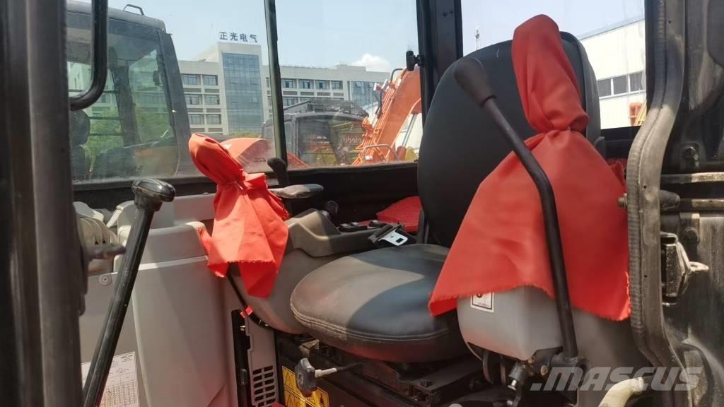 CAT 305 C CR Mini ekskavatori < 7 t