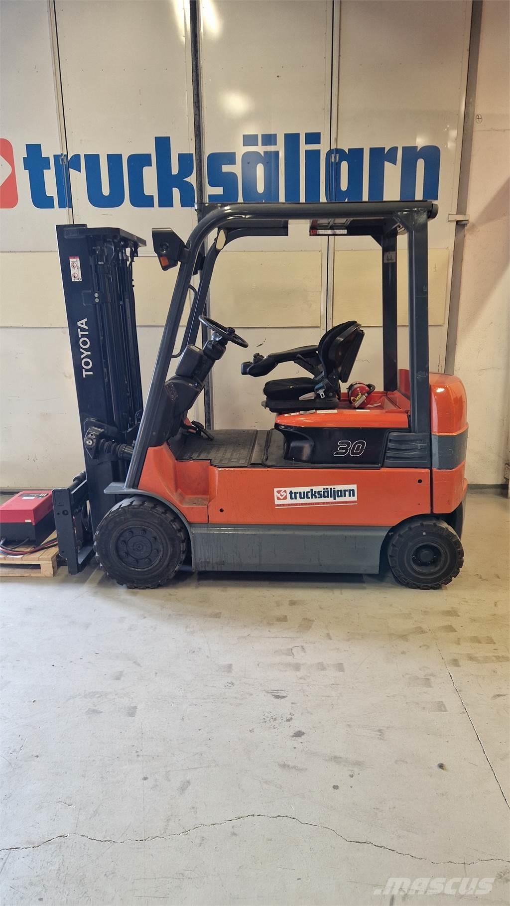 Toyota 7FBMF30 Elektriskie iekrāvēji