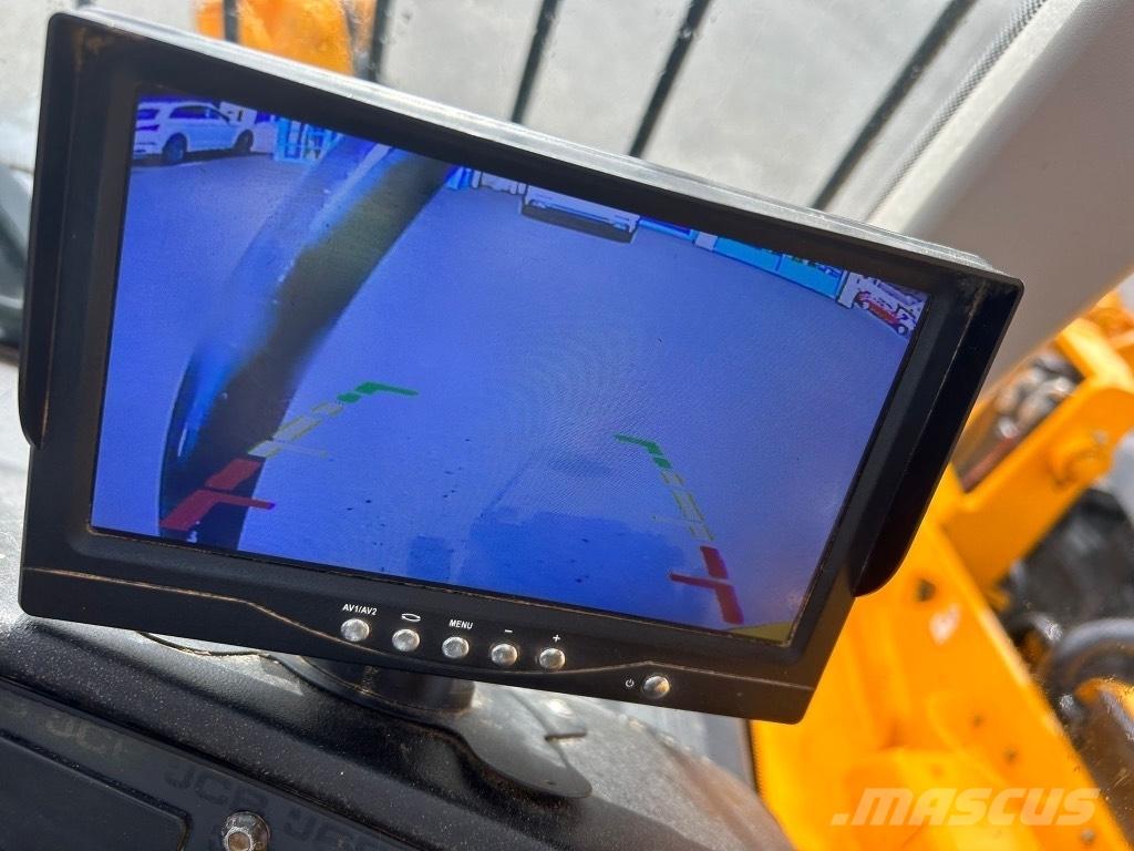 JCB 540-140 Sway / AC Teleskopiskie manipulatori