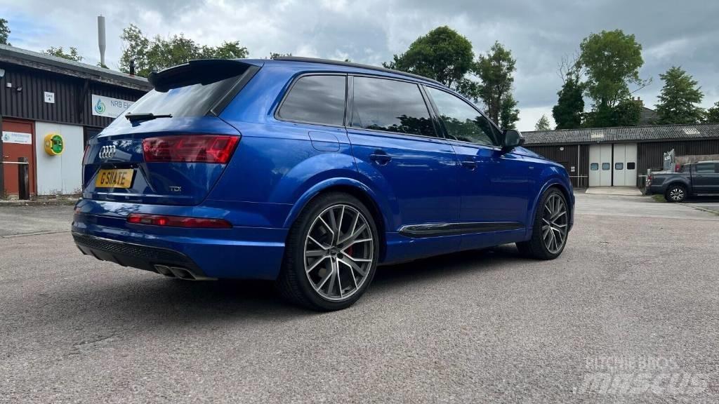 Audi SQ7 Automašīnas
