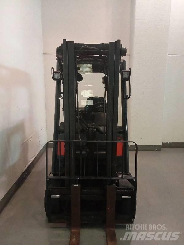 Linde H 20 D-01 Tehnika ar dīzeļa dzinēju