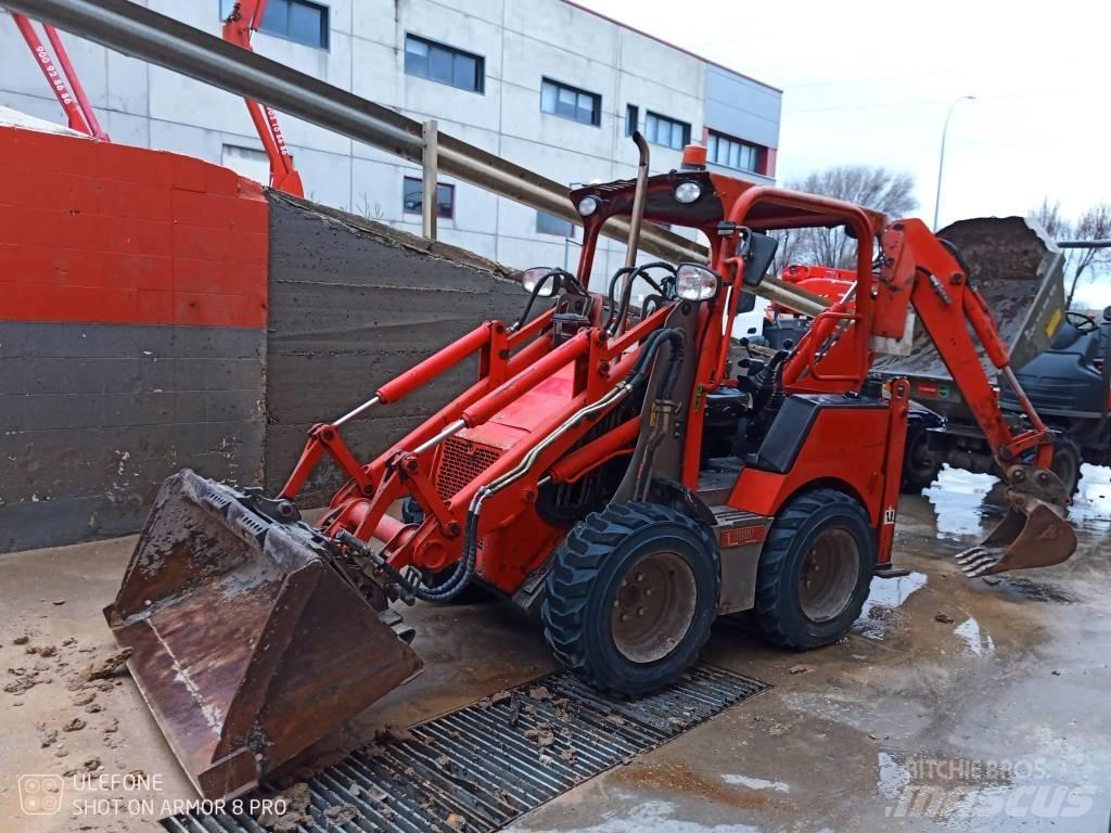 JCB 1 CX Ekskavatori-iekrāvēji