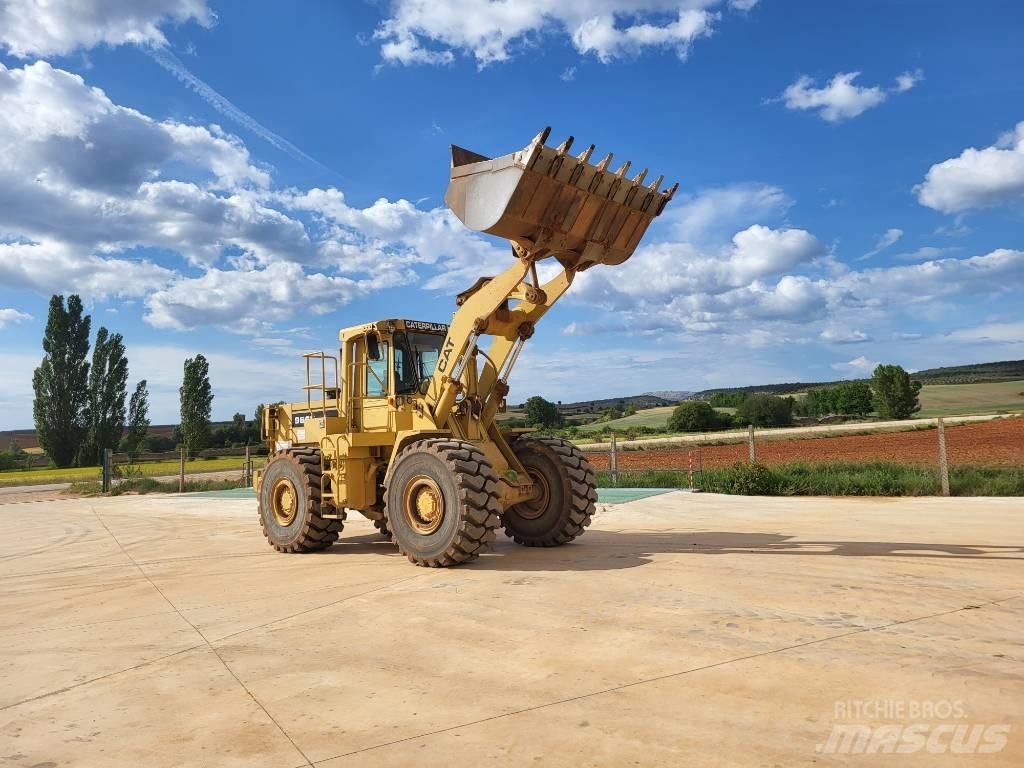 CAT 966E Iekrāvēji uz riteņiem