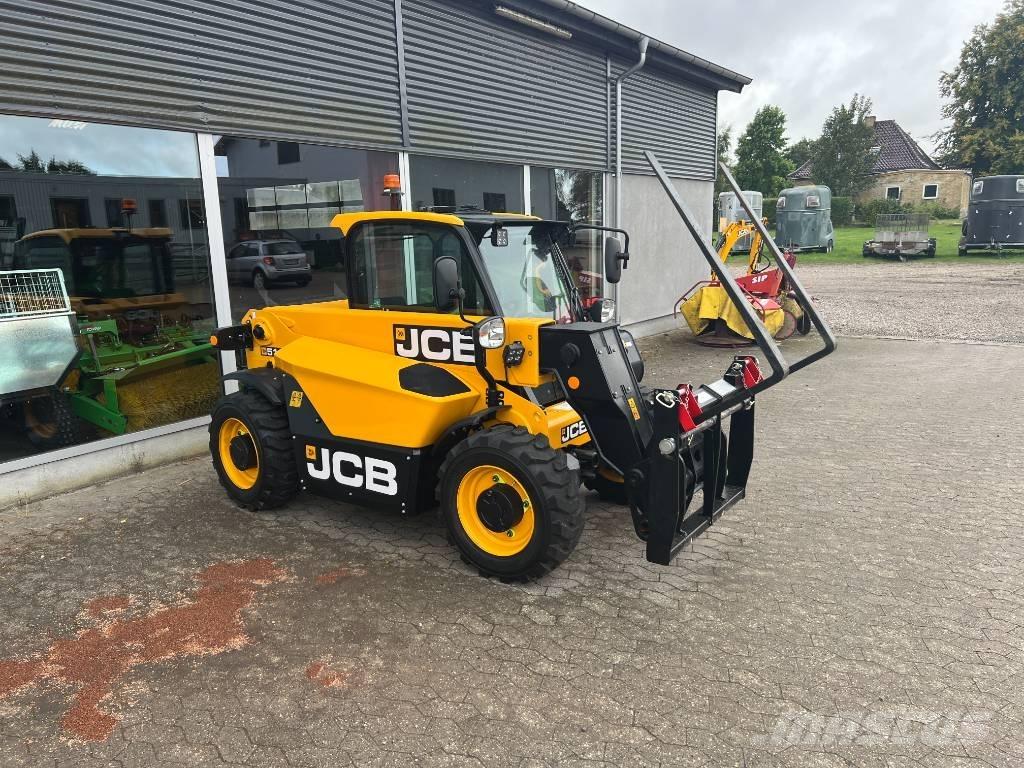 JCB 514-40 Agri Lauksaimniecības pacēlāji