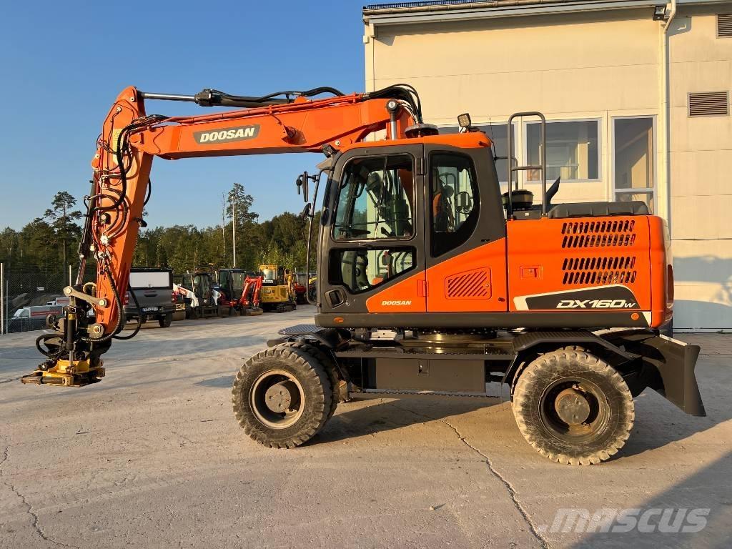 Doosan DX160W-5 Ekskavatori uz riteņiem