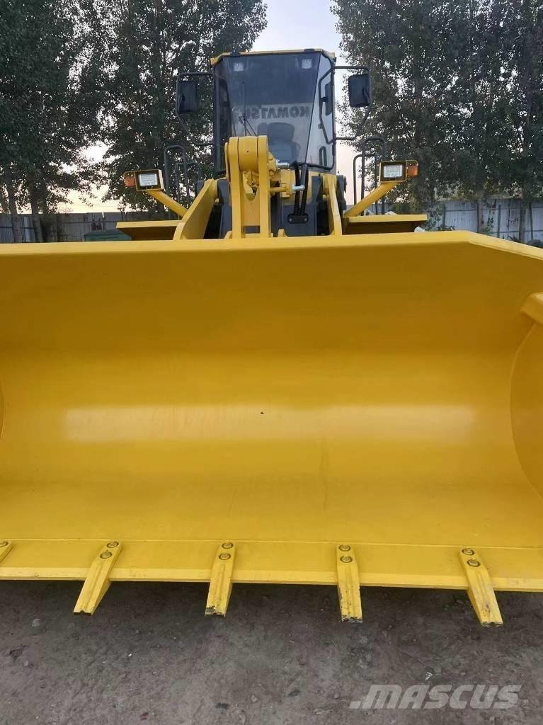 Komatsu WA 380 Iekrāvēji uz riteņiem