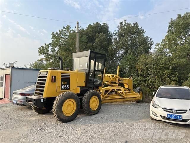 Komatsu GD655 Greideri