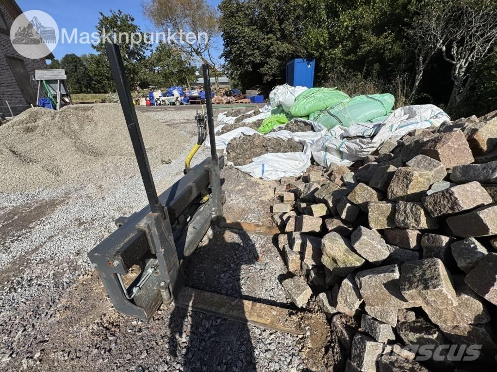 JCB 409 Iekrāvēji uz riteņiem