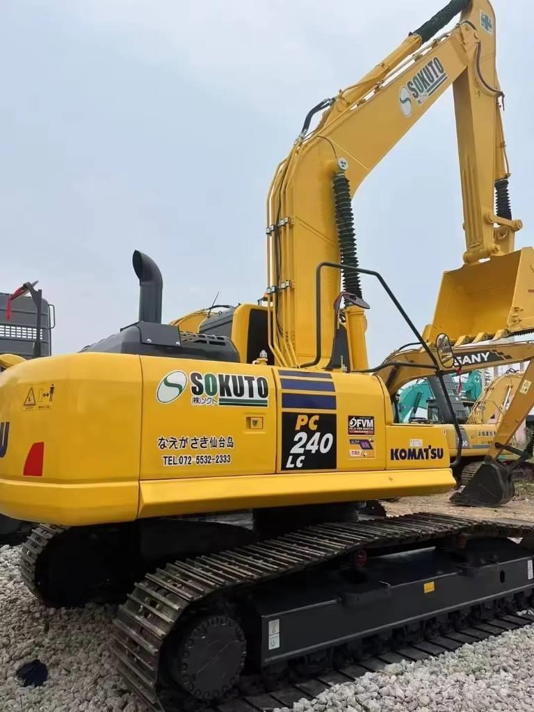 Komatsu PC 240 Kāpurķēžu ekskavatori