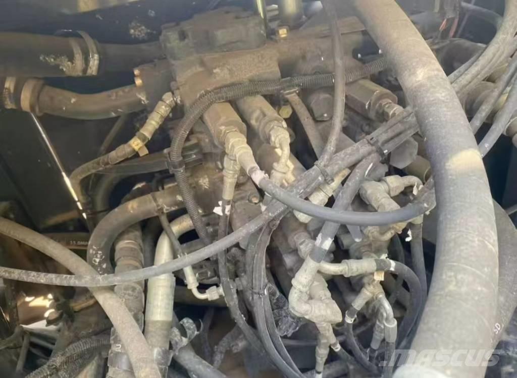 Sumitomo SH 240 LC Kāpurķēžu ekskavatori