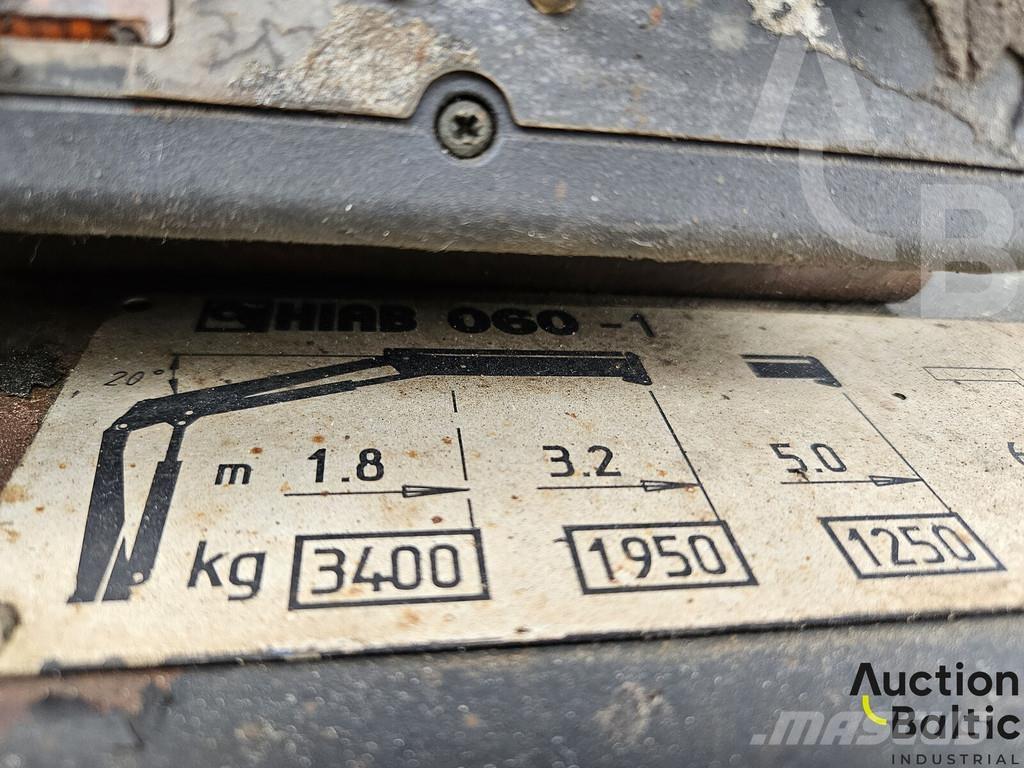 MAN 14.224 Evakuators ar manipulatoru