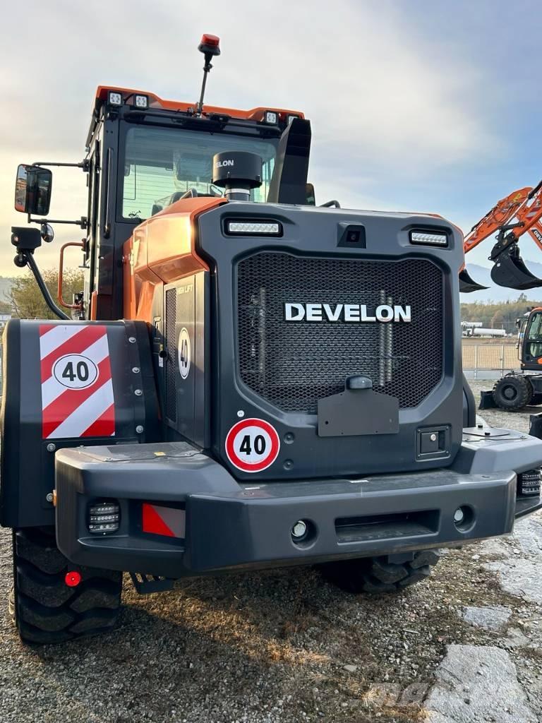 Develon DL 250-7 Iekrāvēji uz riteņiem