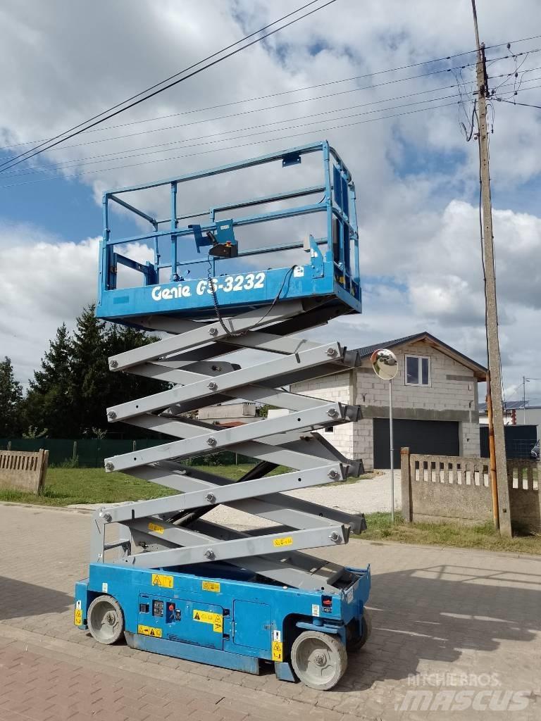 Genie GS 3232 Šķerveida pacēlāji