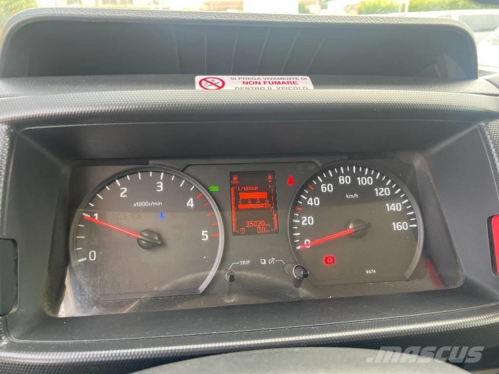 Nissan SOCAGE DA324 Pacēlāji uz automašīnas bāzes