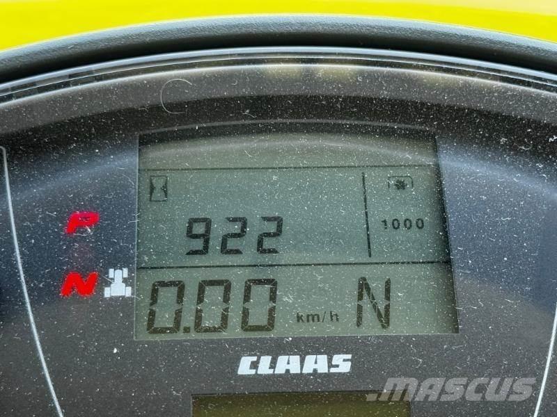 CLAAS AXION 870 Traktori
