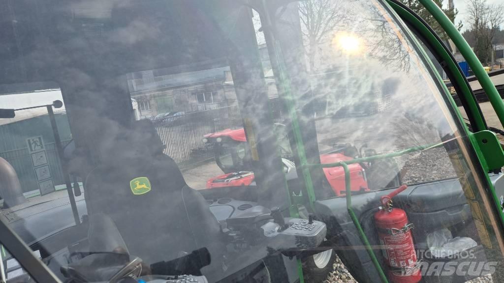John Deere 1170 G Harvesteri