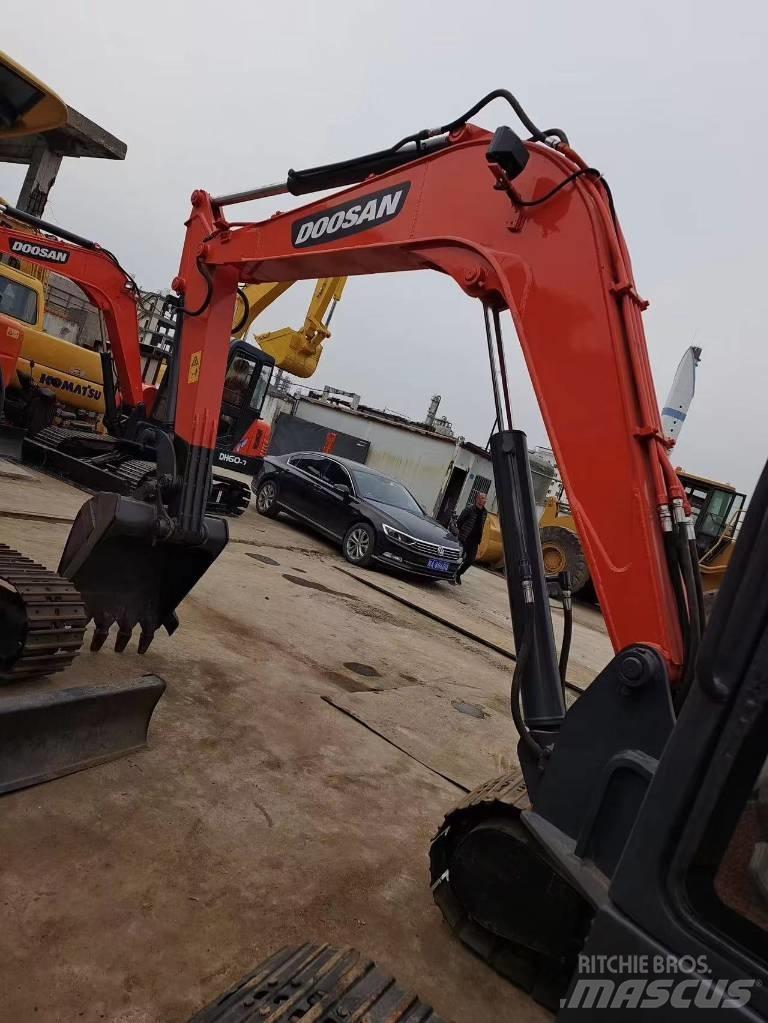 Doosan DH 60-7 Mini ekskavatori < 7 t