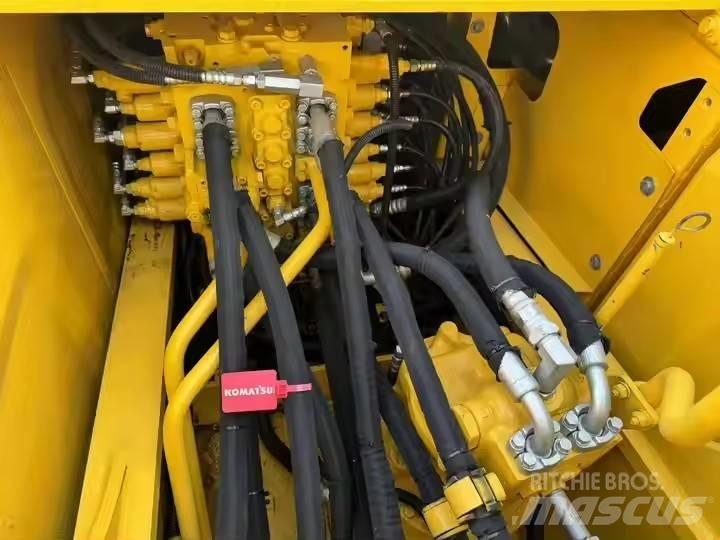 Komatsu PC210lc Kāpurķēžu ekskavatori
