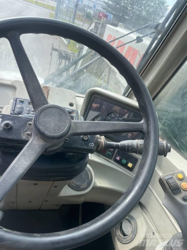 CLAAS Ranger 975 Teleskopiskie manipulatori