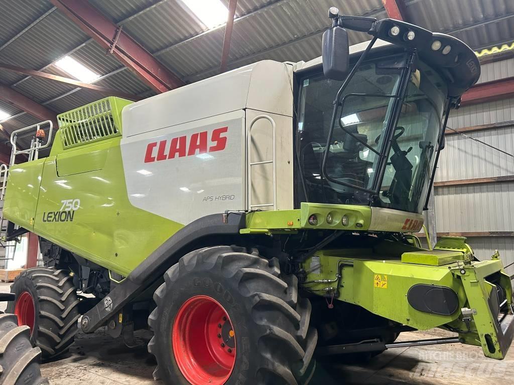 CLAAS Lexion 750 Ražas novākšanas kombaini