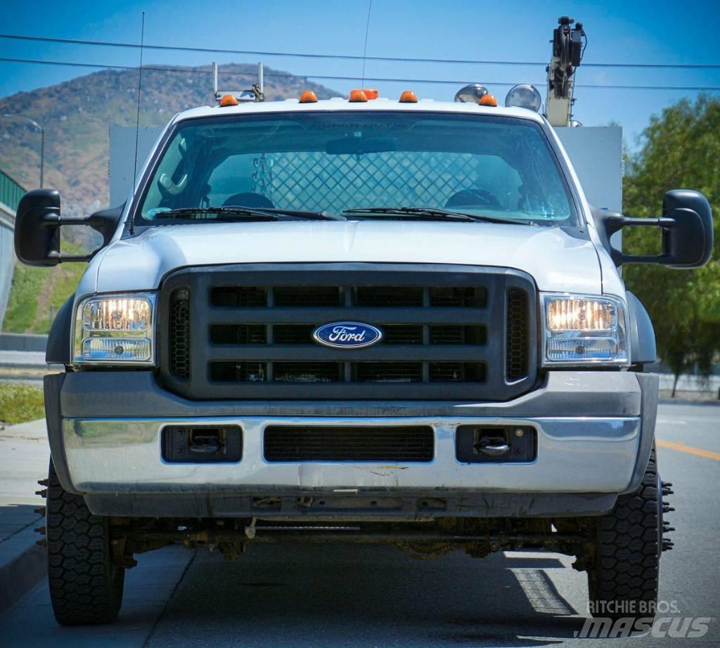 Ford F 550 Pilsētas atkritumvedēji