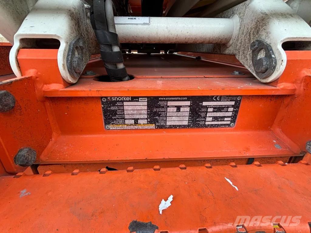 Snorkel S3215E Šķerveida pacēlāji