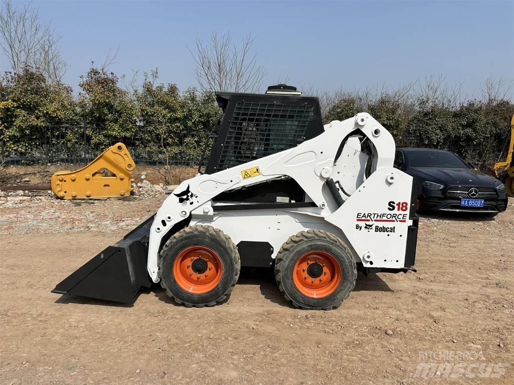 Bobcat S 18 Lietoti riteņu kompaktiekrāvēji