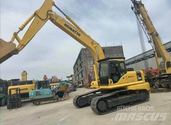 Komatsu PC 300 Kāpurķēžu ekskavatori