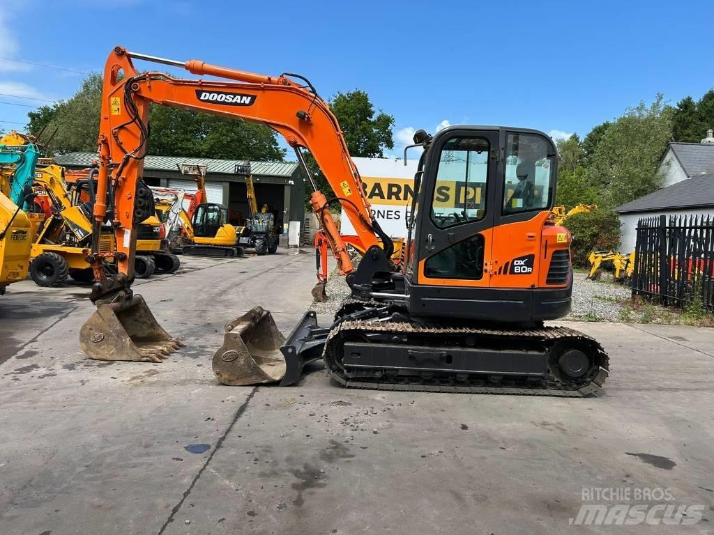 Doosan DX 80 R Vidēja lieluma ekskavatori 7 t - 12 t