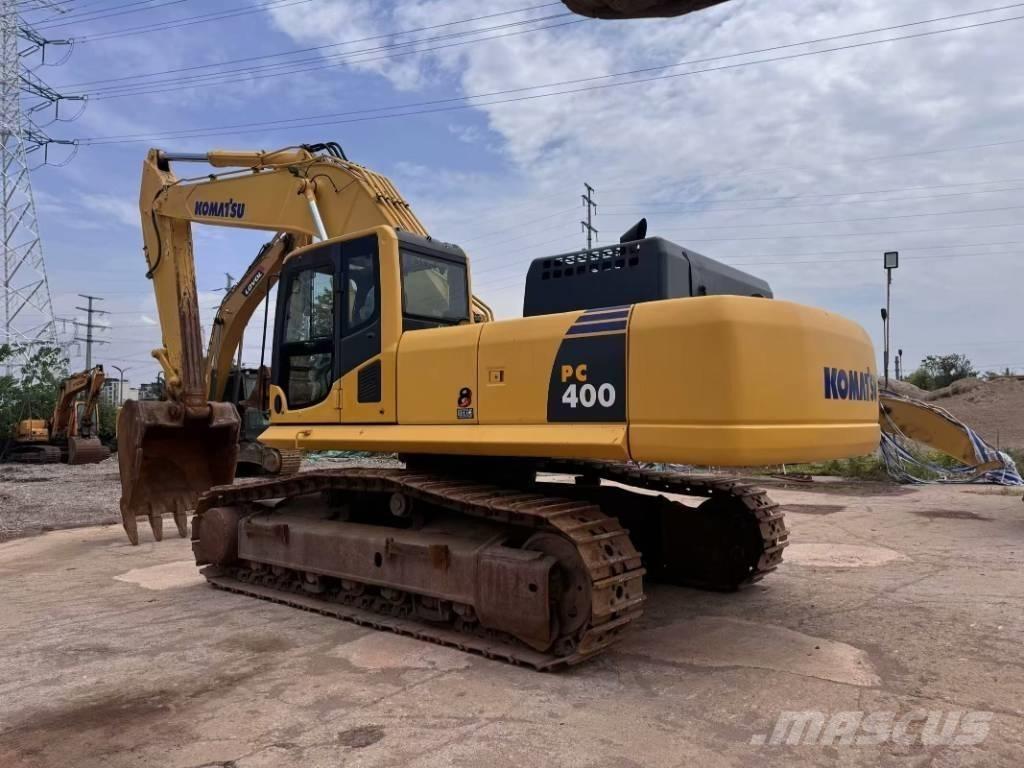 Komatsu PC 400-8 Amfībijas tipa ekskavatori