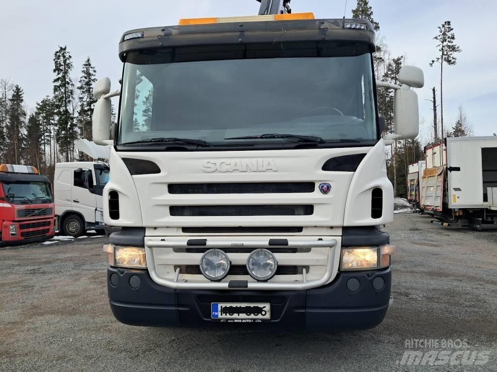 Scania P 340 Smagās mašīnas ar celtni