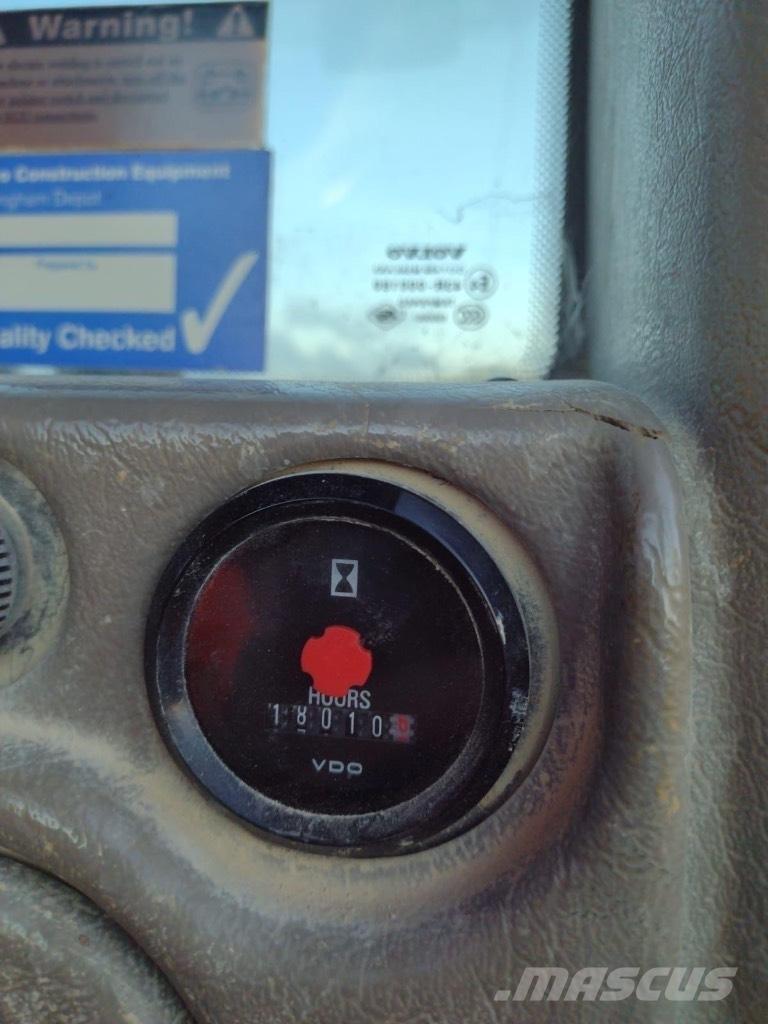 Volvo A70F Iekrāvēji uz riteņiem