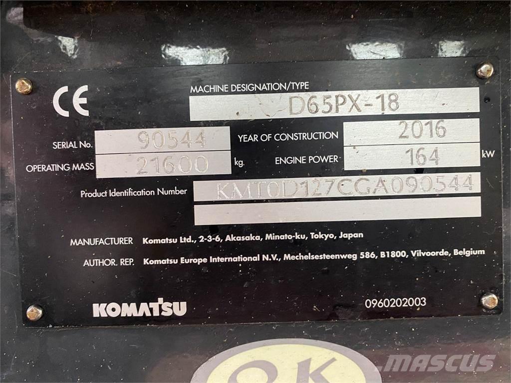 Komatsu D65PX-18 Kāpurķēžu buldozeri