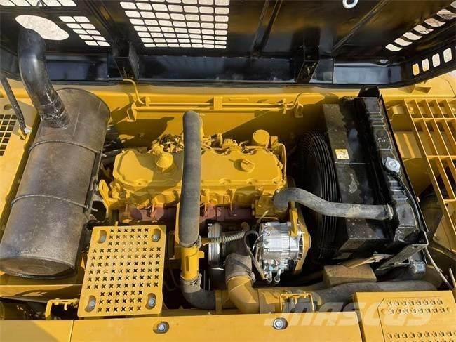 CAT 325 CL Kāpurķēžu ekskavatori