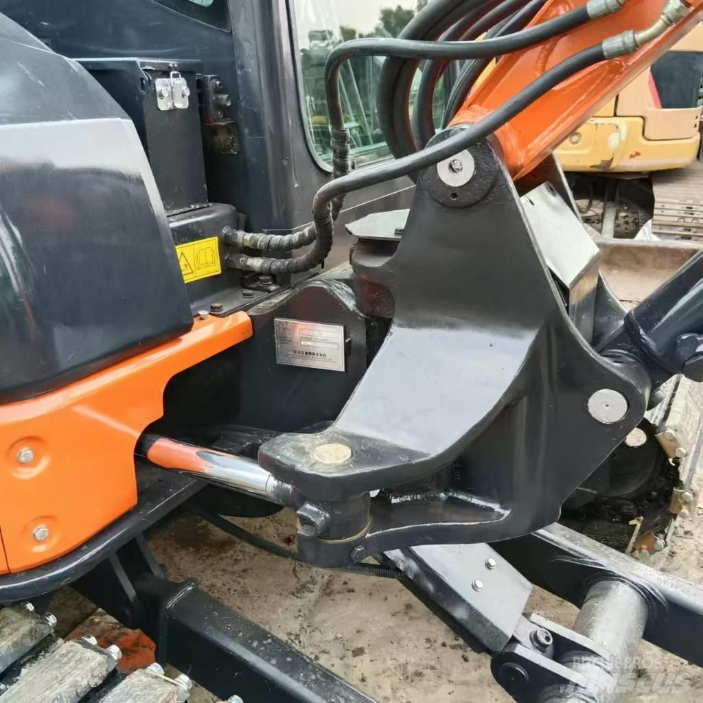 Hitachi ZX 50 U Mini ekskavatori < 7 t