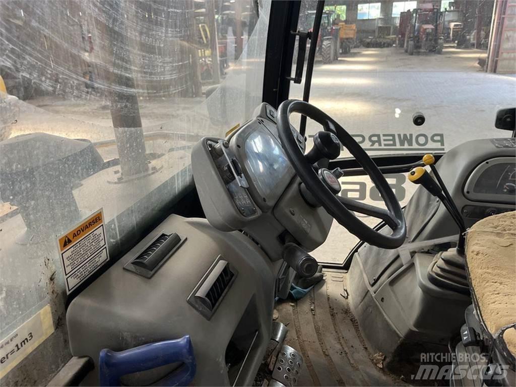 Fermec 860 Ekskavatori-iekrāvēji