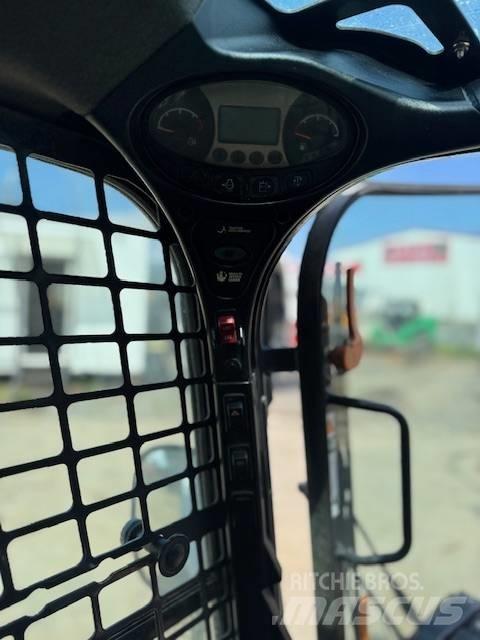 Bobcat S 450 Lietoti riteņu kompaktiekrāvēji
